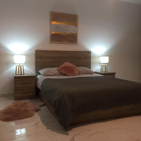 Bugibba Sunrise View Modern Apartment 圣保罗湾城 外观 照片